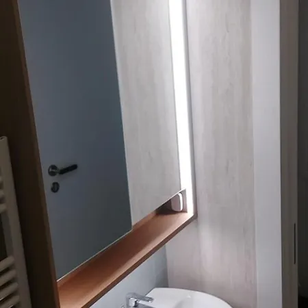 Dante Alighieri 528 Bari